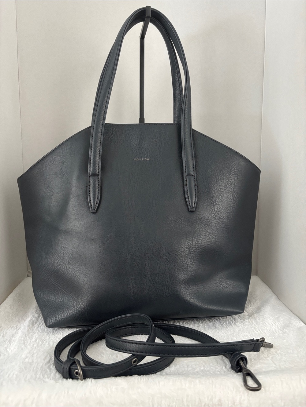 Matt & Nat Black navy blue Vegan Leather Tote with Detachable Strap